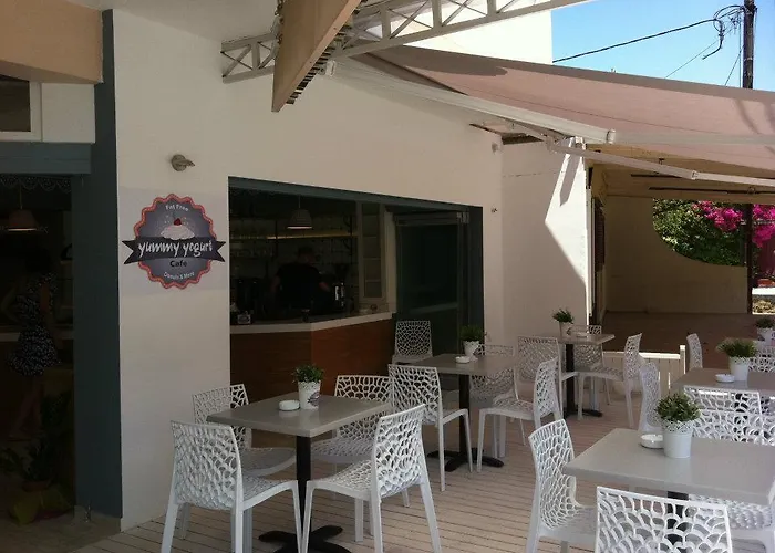 Lägenhetshotell Santa Maura Nidhrion