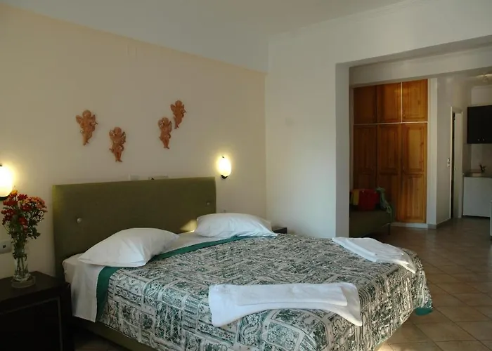 Santa Maura Nydri (Lefkada)